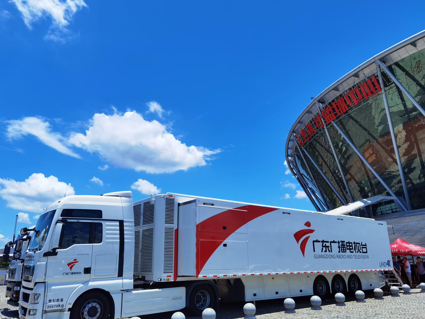 OB truck of Guangdong Radio and TV Station