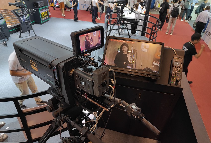 Shooting solutions of Konvision monitors combined with Fuji lenses and cameras