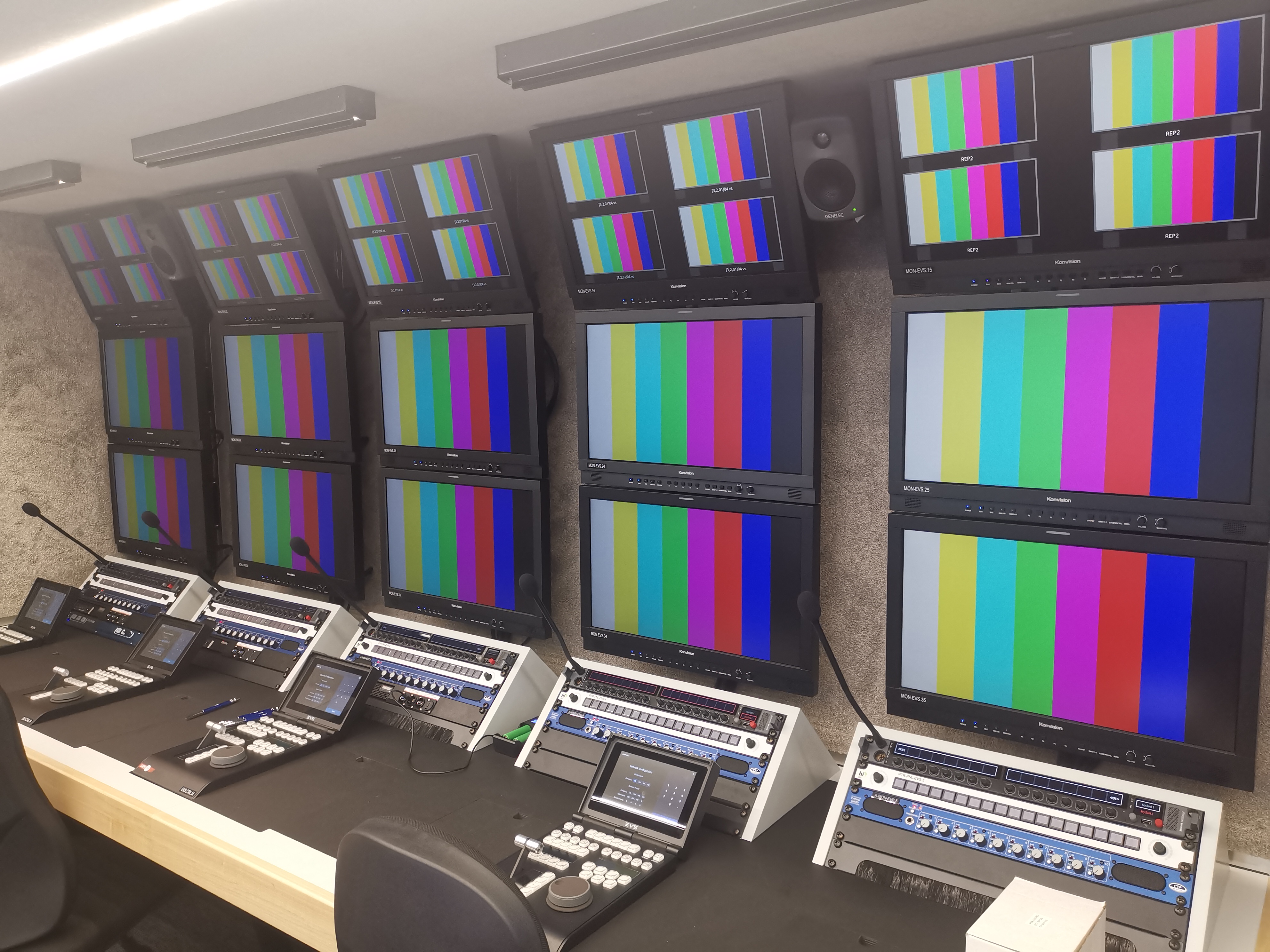 Konvision monitors were adopted by South Africa’s SuperSport IP2 broadcast truck