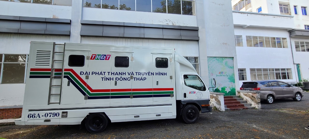 Vietnam Dong Thap TV OB truck